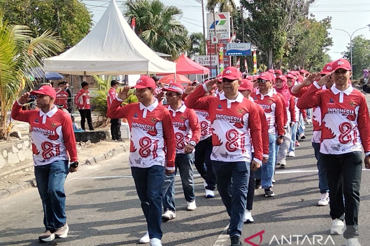 Dinkes Bangka Terjunkan 20 Tenaga Kesehatan dampingi Peserta Pawai HUT Ke-81 RI di Sungailiat, Ambulans Disiagakan