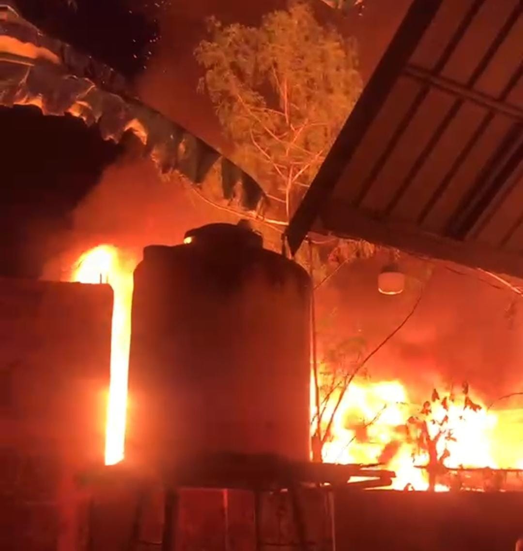 Kebakaran Hanguskan Dua Rumah di Baruga Kendari, Satu Sepeda Motor Ikut Terbakar