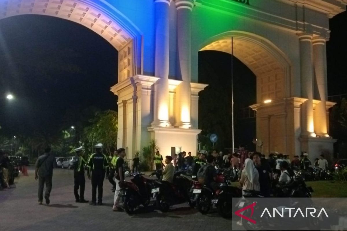 Polres Muaro Jambi Amankan 72 Kendaraan saat Razia Malam, Puluhan Knalpot Bising Langsung Dimusnahkan