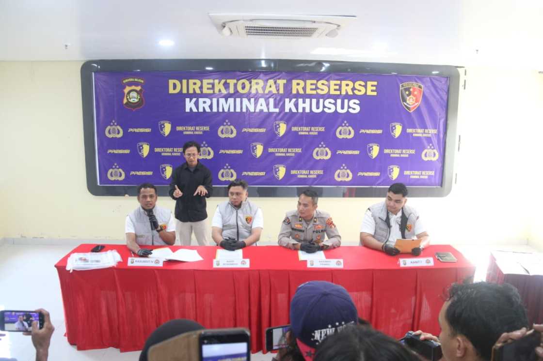 Polda Sumsel Sita 5.350 Liter Solar Bersubsidi di Palembang, Tiga Pelaku Ditangkap