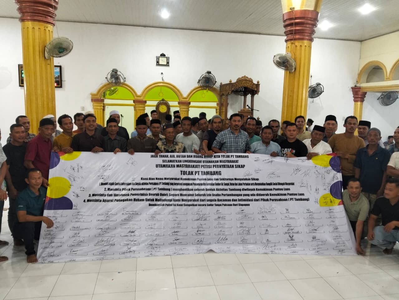 Warga Samadua Ramai-Ramai Tolak Tambang, Izin 1.491 Hektar Diterbitkan Tanpa Sepengetahuan Masyarakat