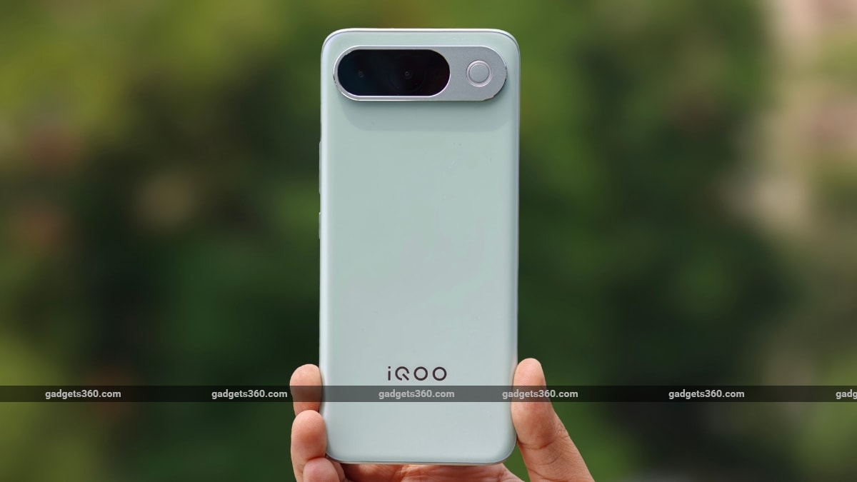 iQOO Z11 Review: Layar Premium dan Baterai Awet, Saingan Vivo S2 yang Lebih Menarik