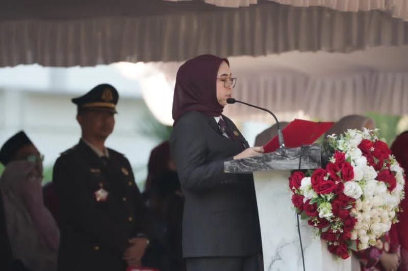 Ketua DPRD Balangan Bacakan Naskah Proklamasi di Upacara HUT ke-81 RI, Bupati Abdul Hadi Bertindak sebagai Inspektur