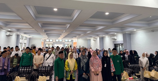 Ustadzah Oki Setiana Dewi Isi Kajian Islam di UNW Mataram, Ingatkan Bahaya Ghibah di Era Media Sosial