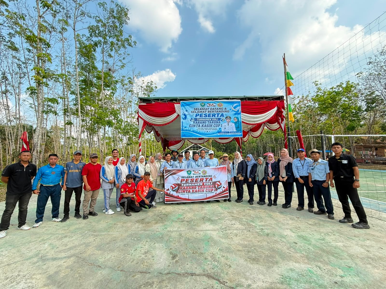 Turnamen Voli Semi Open Desa Cinta Kasih Diresmikan, Tim Pemdes Menang atas PT TeL di Laga Pembuka
