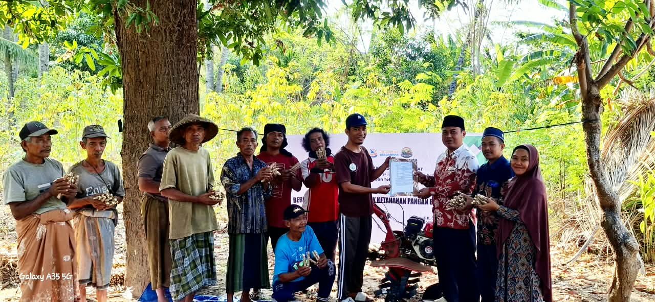 Ummat Mataram Latih 12 Petani Lombok Utara Kelola Zakat Produktif Jadi Food Hub, Ini Bantuan yang Diserahkan