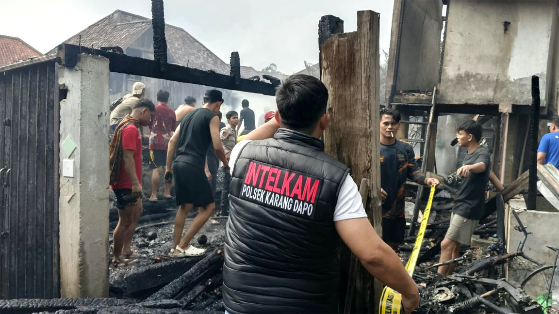 Kebakaran Karang Dapo Muratara Hanguskan Dua Rumah dan Mobil Calya, Kerugian Capai Rp 620 Juta