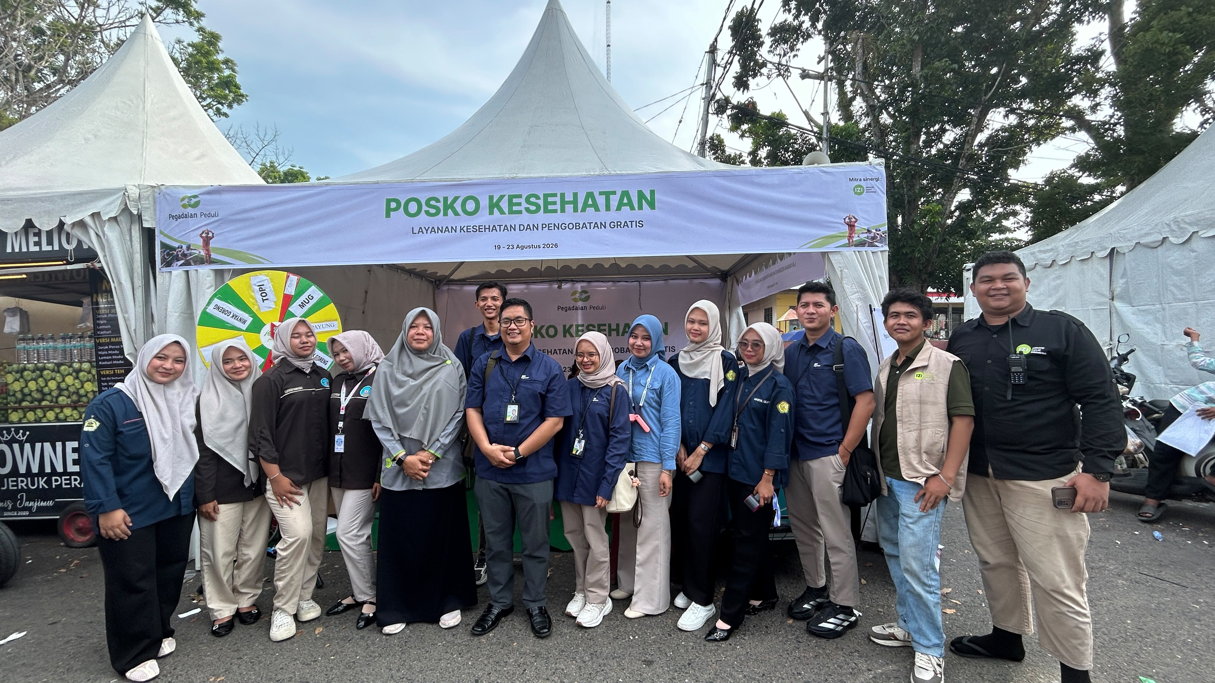 Pegadaian dan IZI Riau Buka Posko Kesehatan Gratis di Festival Pacu Jalur Kuansing, Target 250 Warga Terlayani