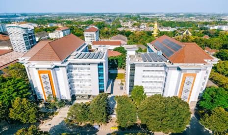 HUT RI ke-81, Waskita Karya Serahkan Gedung FIB UGM yang Tuntas Tepat Waktu
