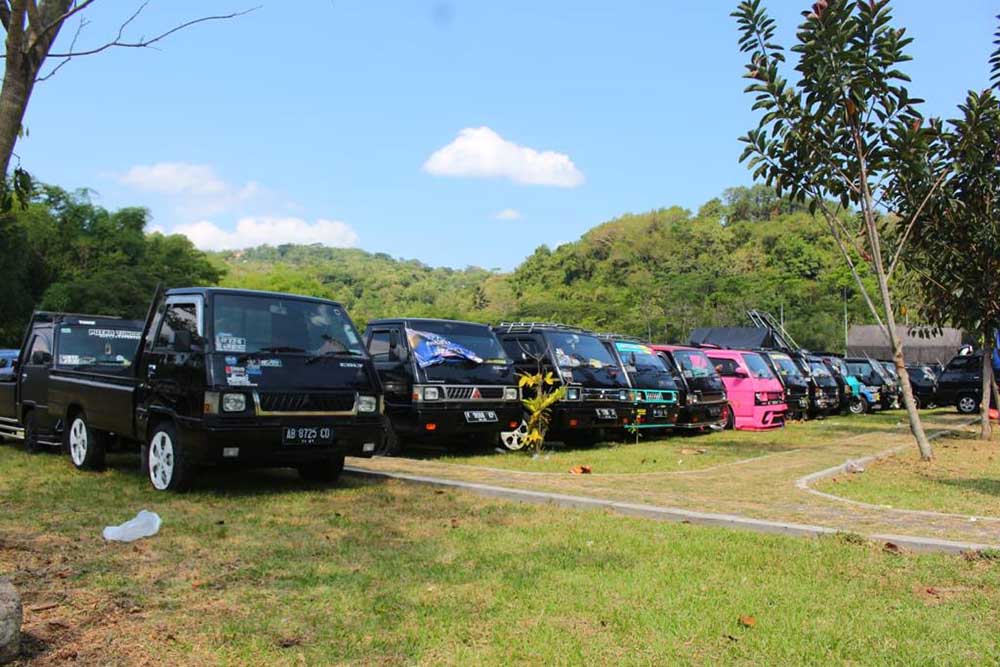 Bukan Cuma Avanza dan L300, Ini Daftar Mobil RWD Murah yang Masih Layak Dibeli