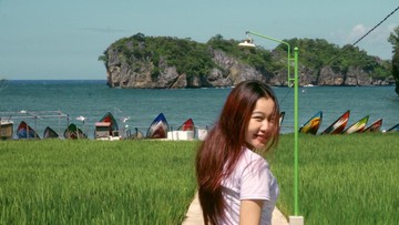 Pantai Kuyon Trenggalek Tawarkan Pemandangan Sawah dan Laut Biru, Tiket Masuk Rp 5.000