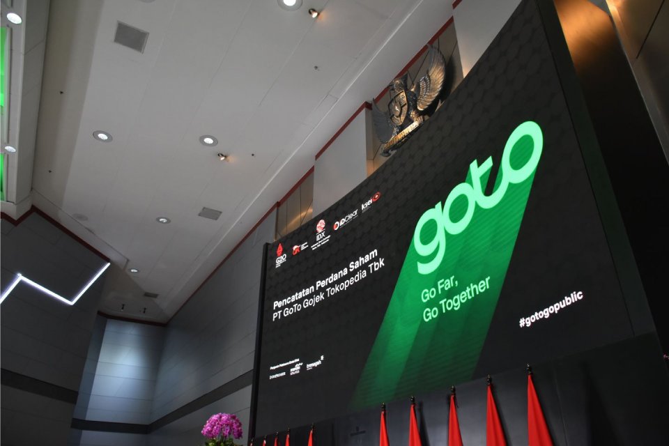 Antrean Jual GOTO Capai 419 Juta Lot, Saham Terjebak di Rp 50 Usai Dikeluarkan dari MSCI