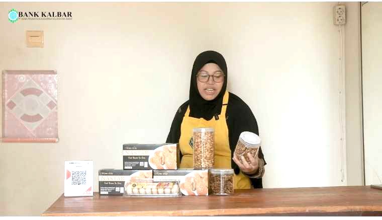 Kisah Hartini di Sekadau: dari Dapur Rumah, Molila Cookies Kini Punya Outlet dan Raup Omzet Berkat KUM Bank Kalbar