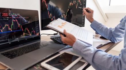 BTEL dan WBSA Jadi Dua Saham dengan Pelepasan Investor Terbesar Sepanjang Juli 2026