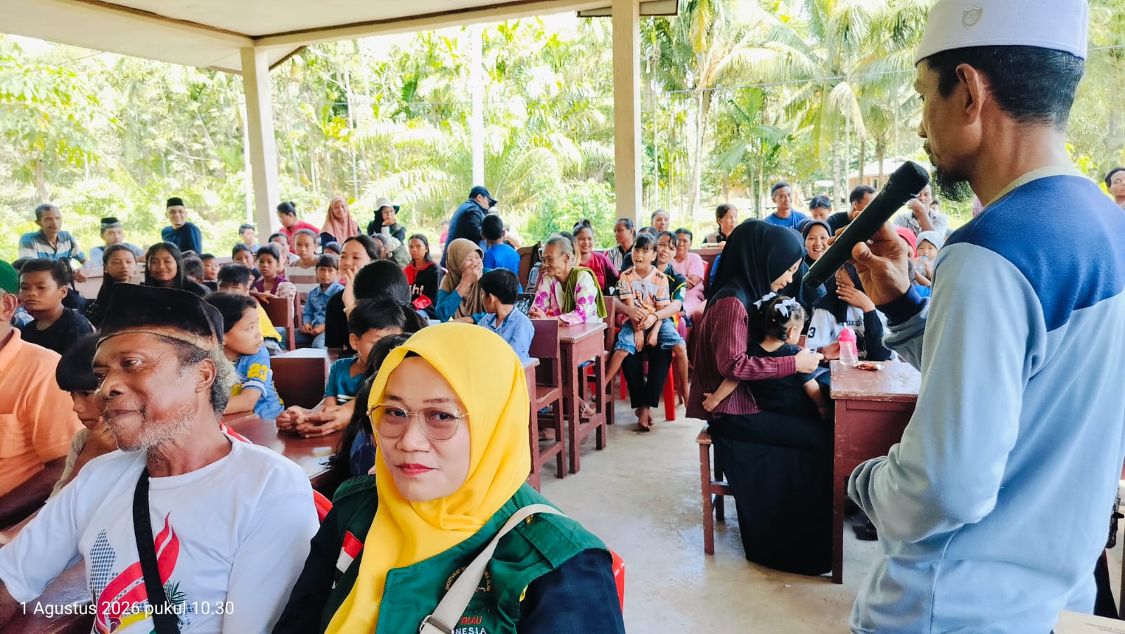 Kampung Keridi di Kepulauan Meranti: Perjalanan ke Permukiman Suku Akit yang Hanya Bisa Dijangkau Kapal dan Jalan Rusak