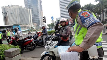 Tilang Manual Tetap Ada untuk 5 Pelanggaran Ini, ETLE Incar 12 Jenis Lainnya