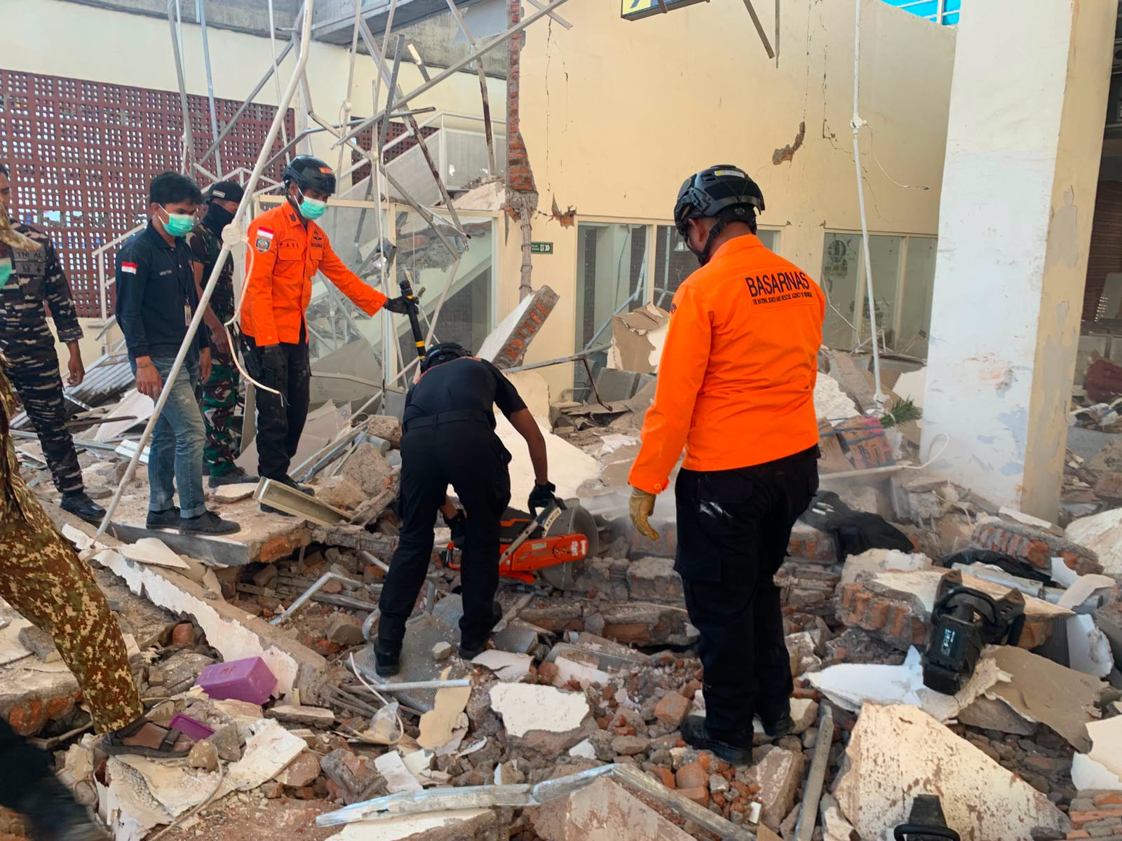 Gempa Susulan 5,9 Magnitudo di Manggarai: Korban Tewas Bertambah Jadi 28 Orang, 12.549 Warga Mengungsi