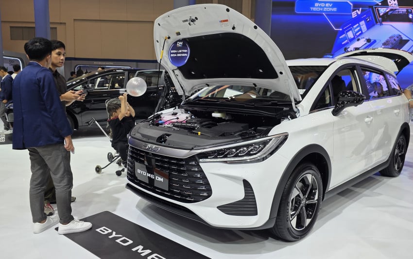 China Kebanyakan Mobil, Kekurangan Pembeli: Alasan Mereka Menaklukkan Pasar Otomotif Dunia