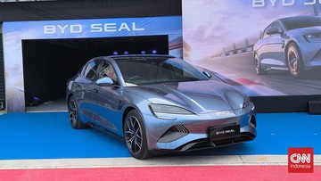 BYD Indonesia Serahkan Unit Pengganti untuk Konsumen Seal yang Terbakar di Tol Cikampek