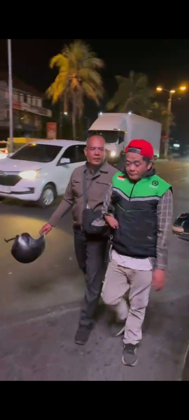 Satpol PP Denpasar Tertibkan Enam Orang di Persimpangan Lampu Merah, Didominasi Pengamen Jalanan