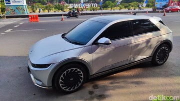 Hyundai Ioniq 5 Mati Total setelah Parkir Paralel: Efek Nyata Mobil Listrik yang Jarang Disadari