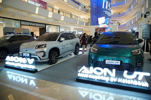 GAC Indonesia Bawa Diskon Hingga Rp 65 Juta untuk AION UT dan AION V di INDOMOBIL Expo Medan 2026
