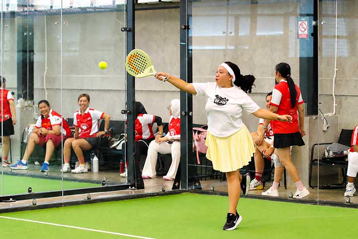 HUT ke-81 RI, Komunitas Padel Jayapura Gelar Turnamen Merdeka, 40 Pasangan Adu Skill di Lapangan