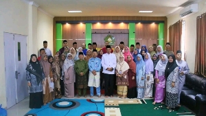 Kepala Kemenag Tanjungpinang Erizal Ingatkan Guru MAN Jadi Teladan, Individualisme Disebut Bisa Rusak Sistem Kerja