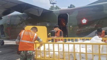 Tiga Pesawat Casa NC-212 TNI AU Tiba di Kalimantan untuk Tebar Garam Pemadam Karhutla