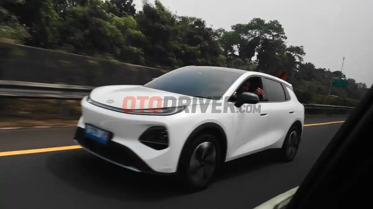 Test Drive Changan Nevo Q05: Kabin Lapang dan Tenaga Listrik yang Siap Menanjak