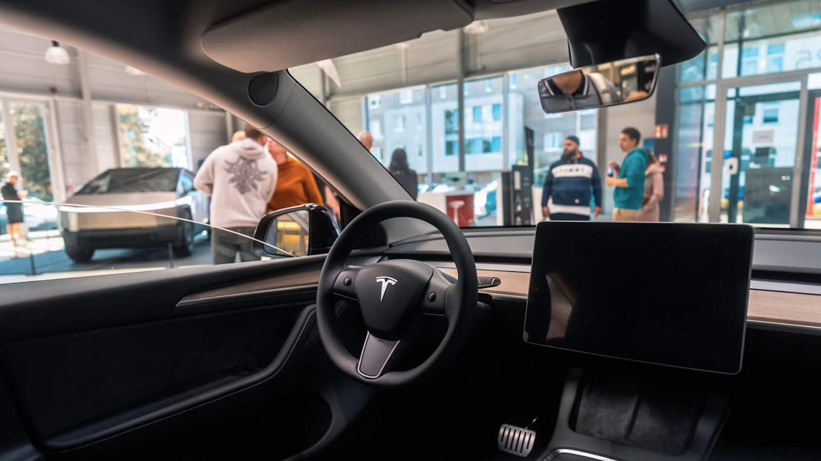 Armada Robotaxi Tesla di Austin Kini Beroperasi Tanpa Pengemudi, Total 54 Unit Terpantau