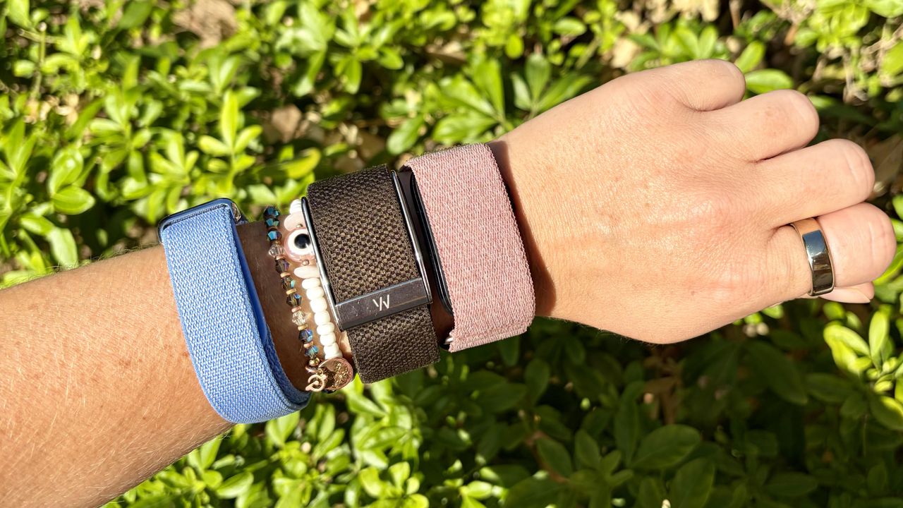 Garmin Cirqa vs Fitbit Air vs Whoop 5.0 vs Oura Ring 5: Empat Tracker Tanpa Layar, Satu Pertanyaan Besar—Mana yang Layak Jadi Andalan?