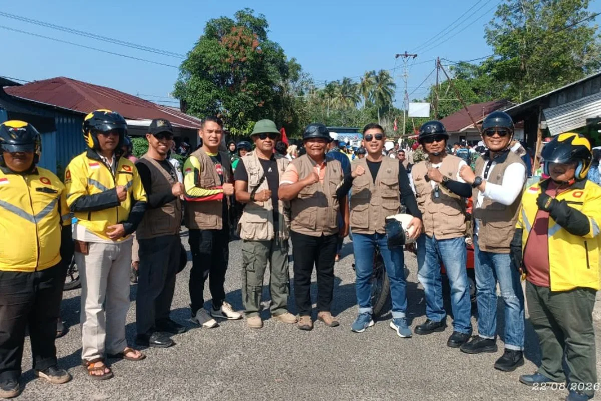 Karnaval HUT RI ke-81 di Lingga Diramaikan Komunitas Motor Klasik CEO Lingga, Kasat Lantas Ingatkan Pengemudi Maxim Soal SIM dan STNK
