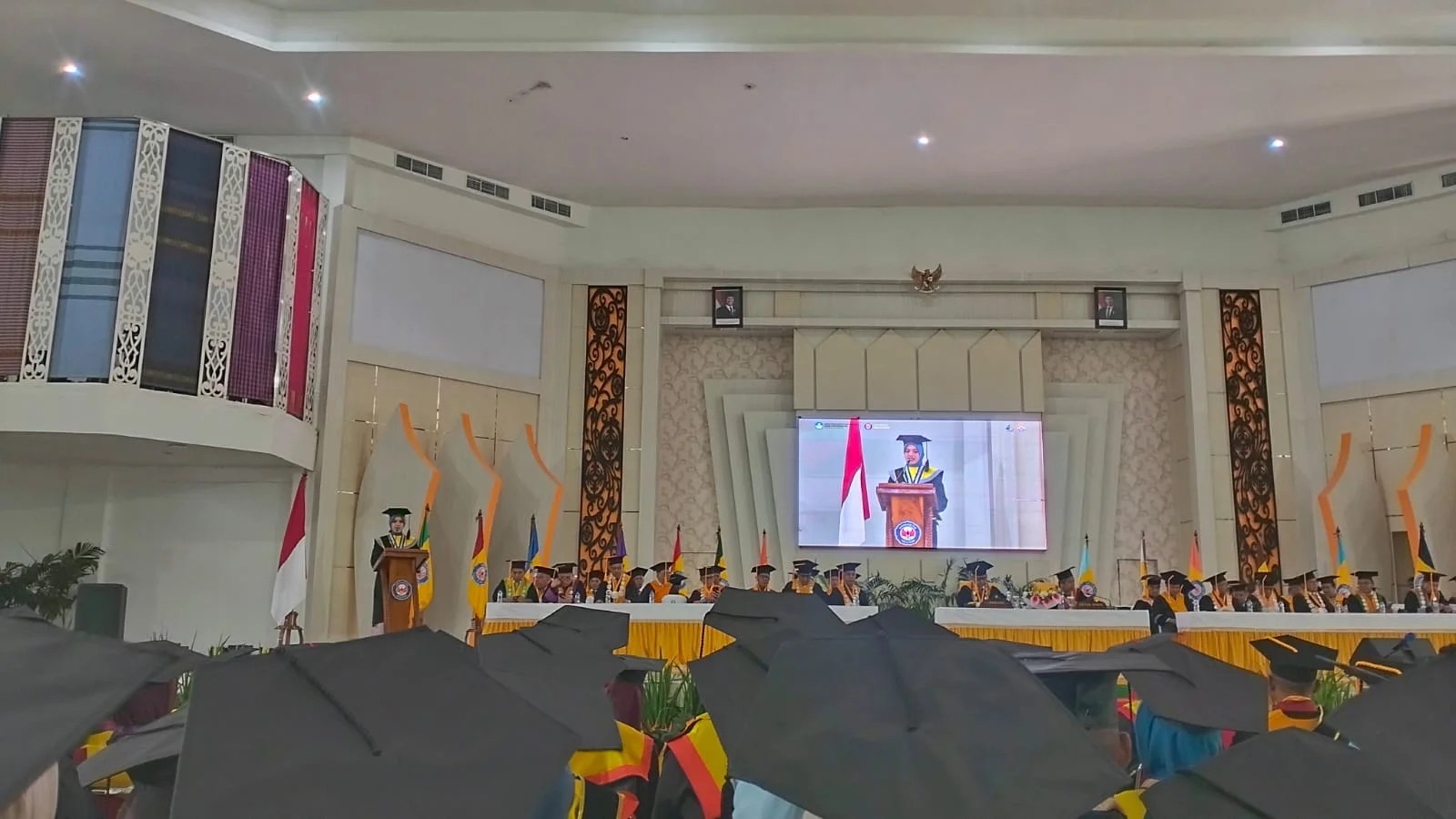 IPK 3,95 dan Lulus 3 Tahun 11 Bulan, Nur Hikmah Jadi Wisudawan Terbaik UHO Kendari