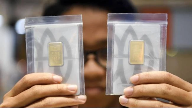 Harga Emas Antam Hari Ini Naik ke Rp2,74 Juta per Gram, Buyback Ikut Menguat