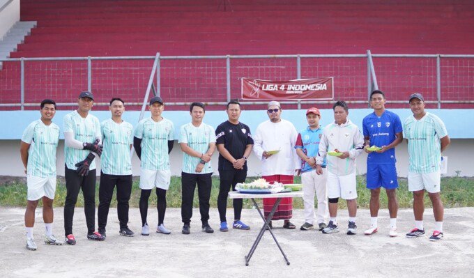 Isenmulang Kalteng FC Gelar Latihan Perdana di Stadion Tuah Pahoe, Manajer: Doa Bersama Jadi Kunci Hadapi BRI Super League 2026/2027