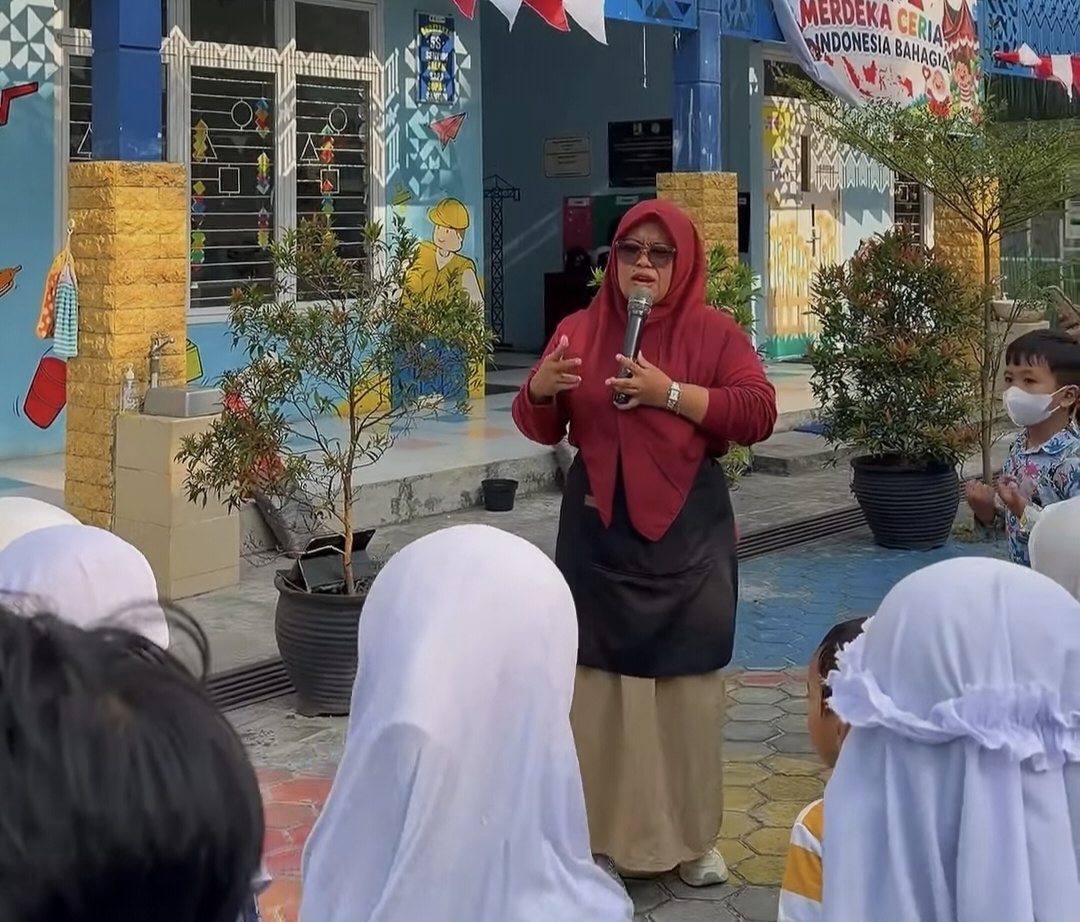 TK Putra 1 Balikpapan Ajak Siswa dan Orang Tua Tanam Pohon di Lingkungan Sekolah, Bentuk Karakter Peduli Lingkungan Sejak Dini