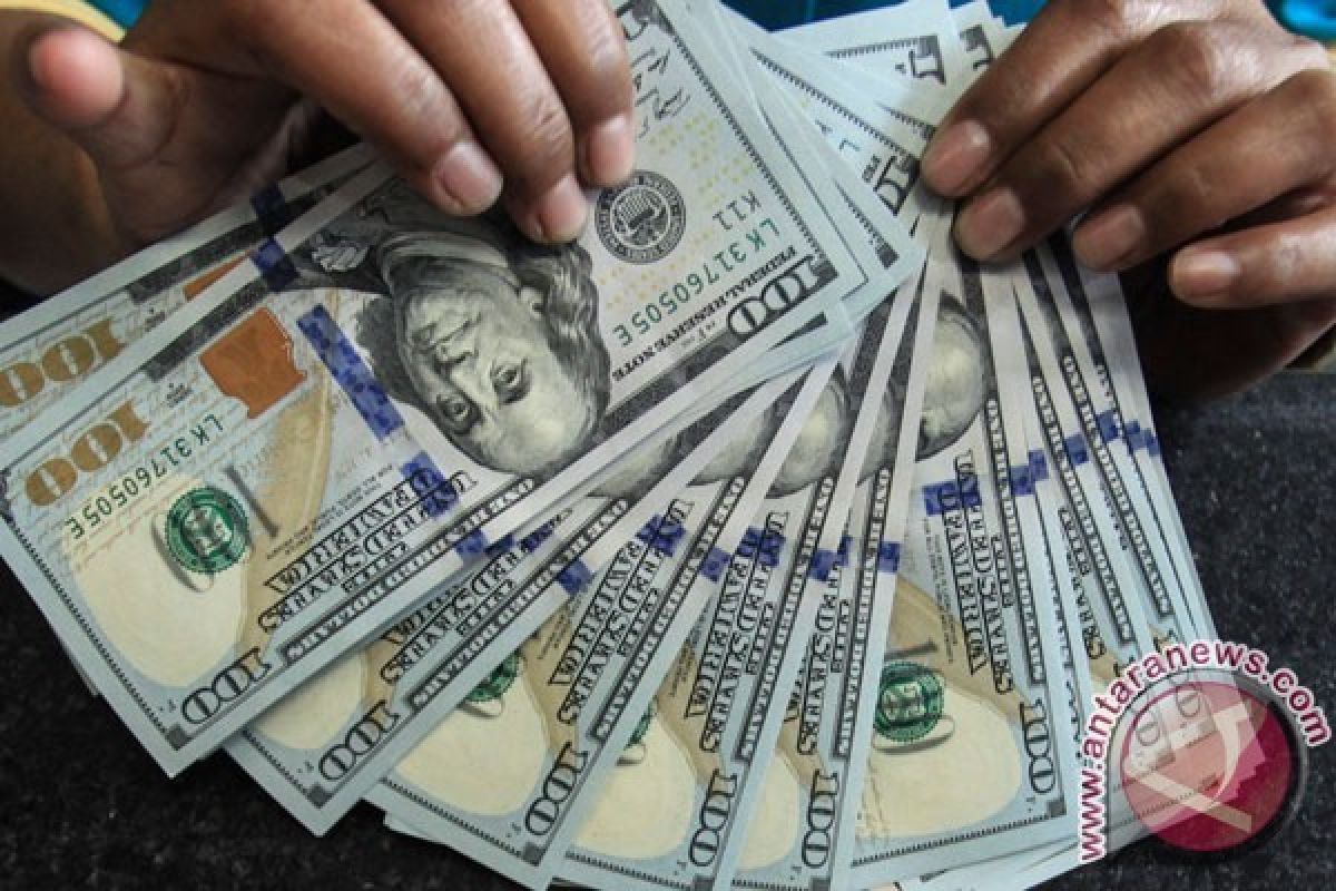 Rupiah Tertekan di Rp17.748 per Dolar AS, Pasar Tunggu Sinyal Kebijakan The Fed