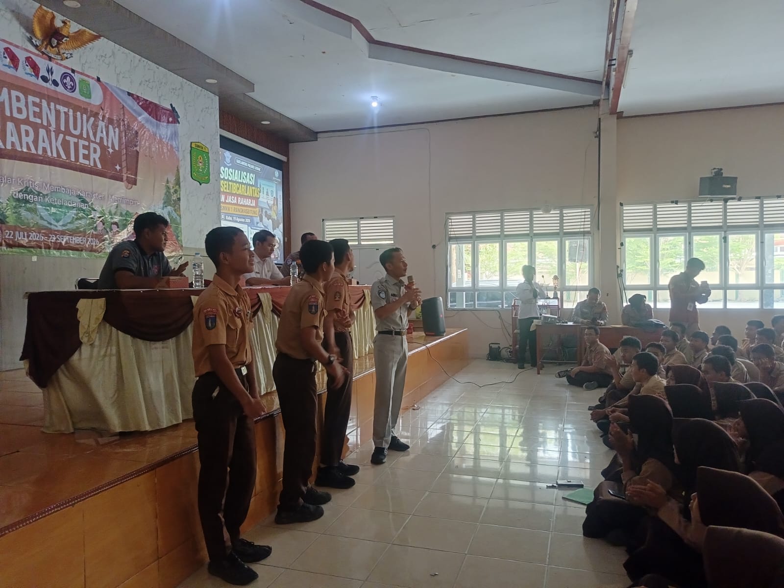 Jasa Raharja Banten Jadikan 500 Pelajar SMKN 1 Rangkasbitung Agen Informasi Diskon Pajak Kendaraan dan Tertib Lalu Lintas