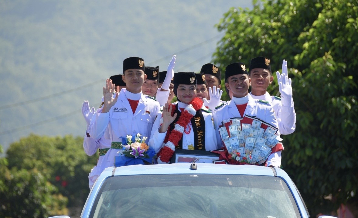 Anggota Paskibraka Nasional Asal Tidore Mardhatilla Disambut Ribuan Warga, Target Sepasang Utusan Tahun Depan