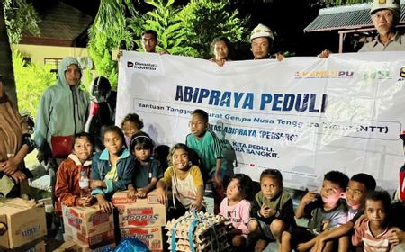 Brantas Abipraya Kirim Sembako dan Tandon Air untuk Korban Gempa NTT