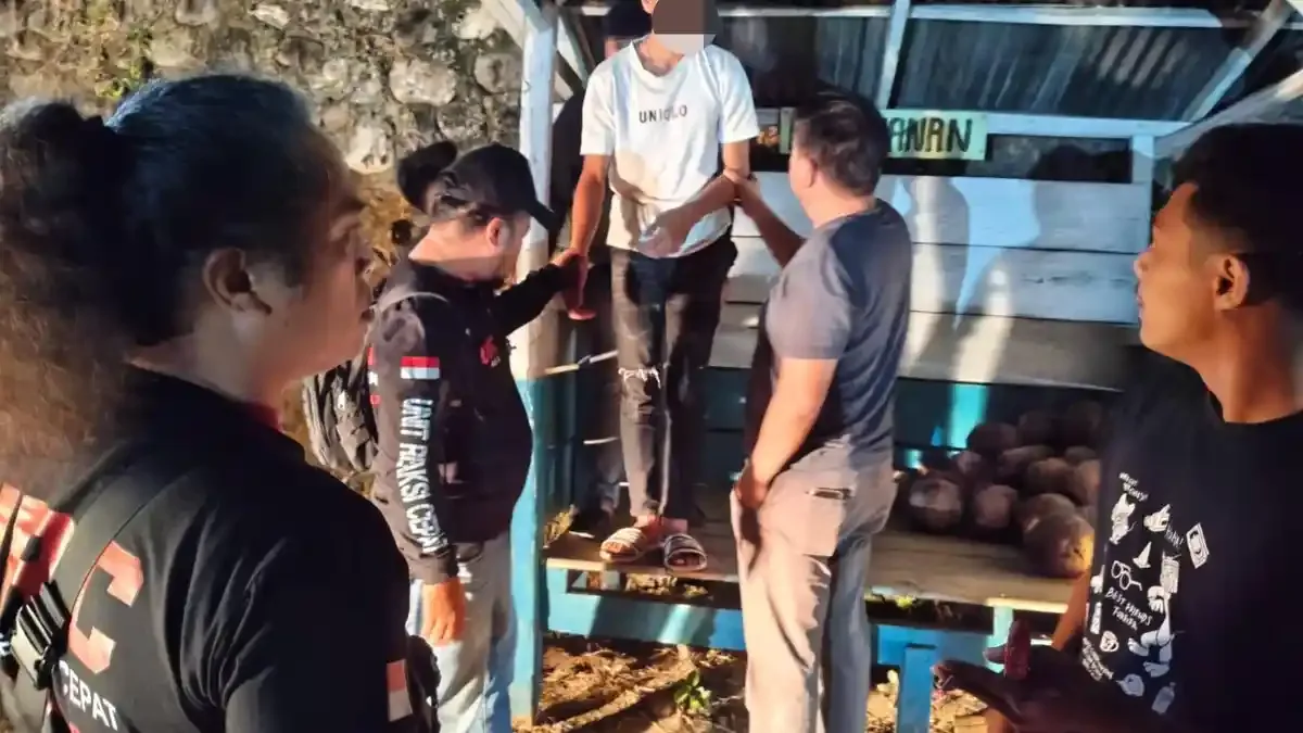 Remaja 17 Tahun di Kotamobagu Diamankan Tim URC Polres Saat Patroli, Pisau Badik Diselipkan di Pinggang