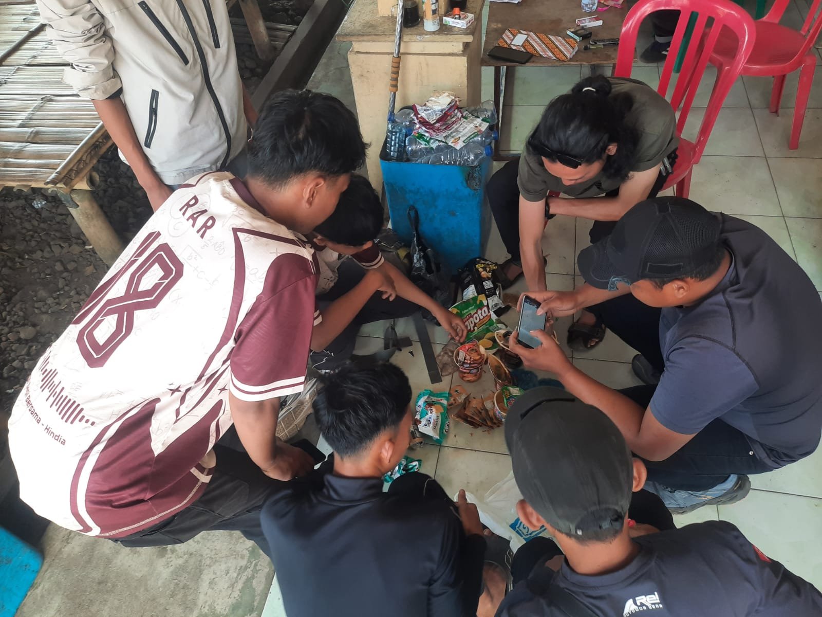 Gunung Kaba Terapkan Wajib Lapor Sampah untuk Pendaki, Sanksi Kembali Naik Gunung Menanti Pelanggar