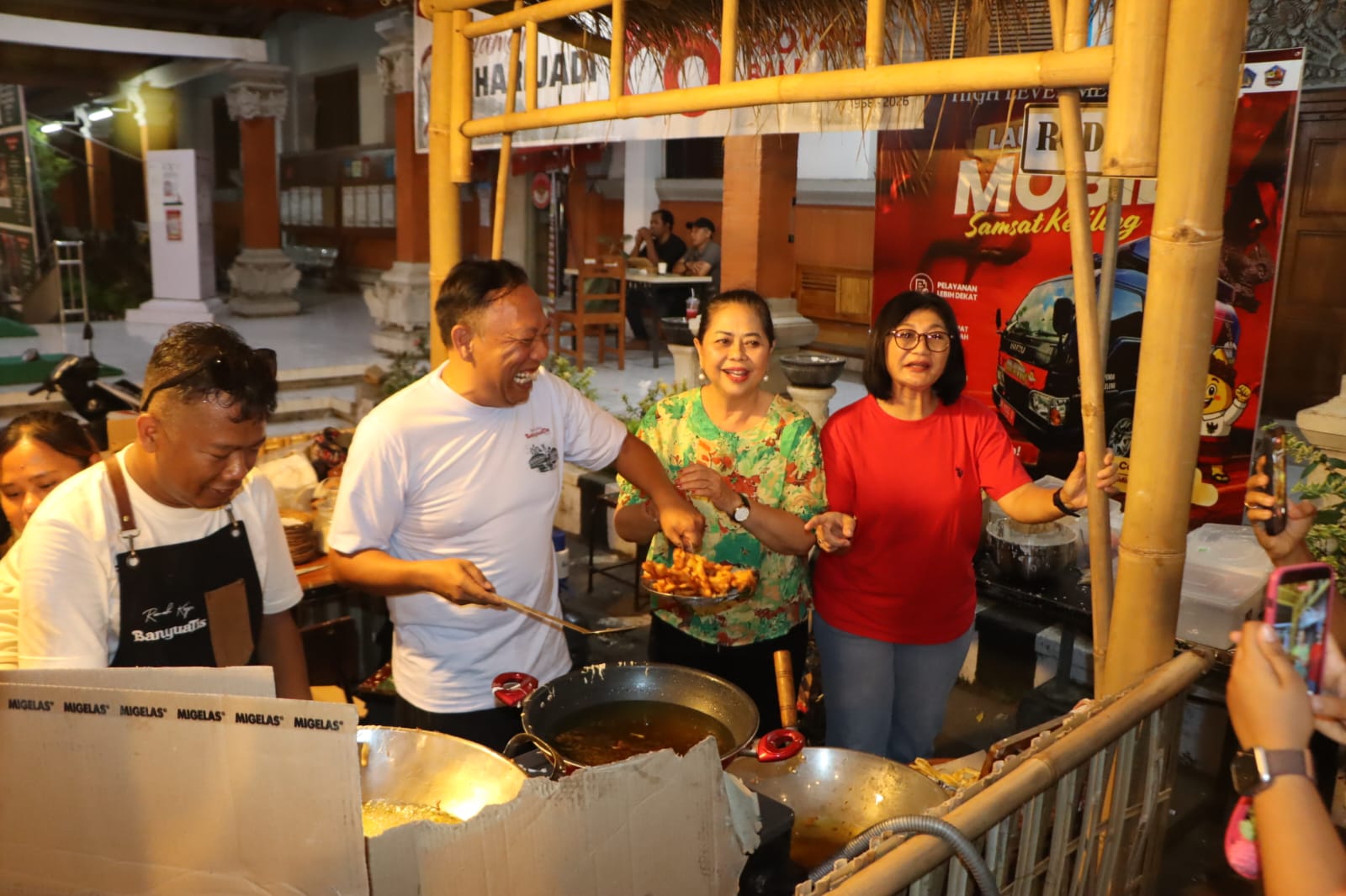 Buleleng Festival 2026 Jadi Panggung UMKM: Limbah Plastik Disulap Jadi Lukisan, Risoles Lokal Kebanjiran Pembeli