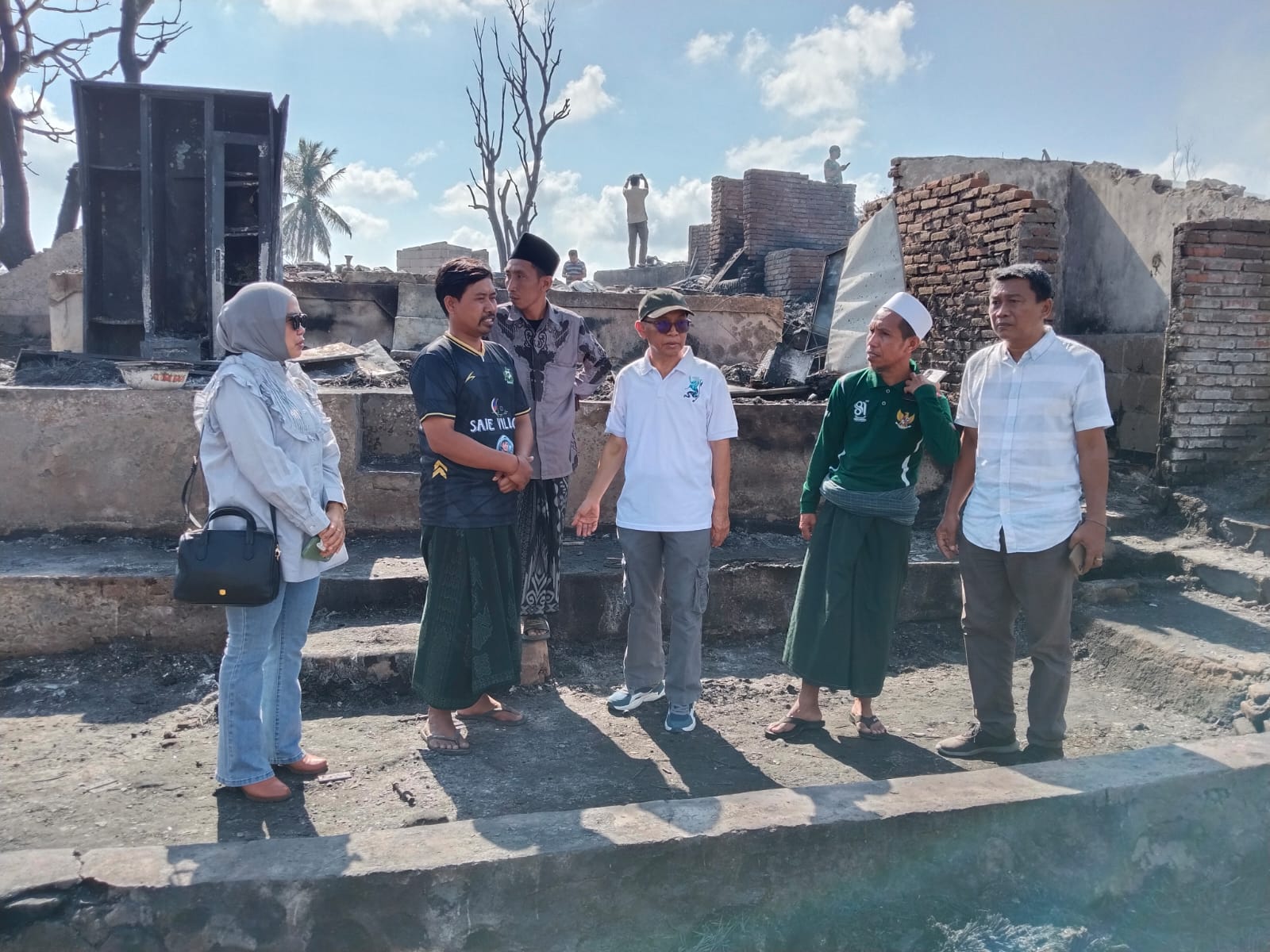 Kebakaran Desa Adat Sade di Lombok Tengah, DPRD NTB Minta Pemulihan Tak Hanya Bangun Rumah tapi Juga Ekonomi Warga
