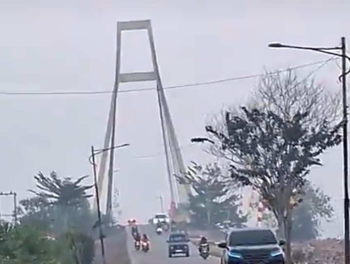 Kabut Asap Ogan Ilir Masuk Kategori Berbahaya, Disdikbud Mundurkan Jam Masuk Sekolah Jadi Pukul 09.00 WIB