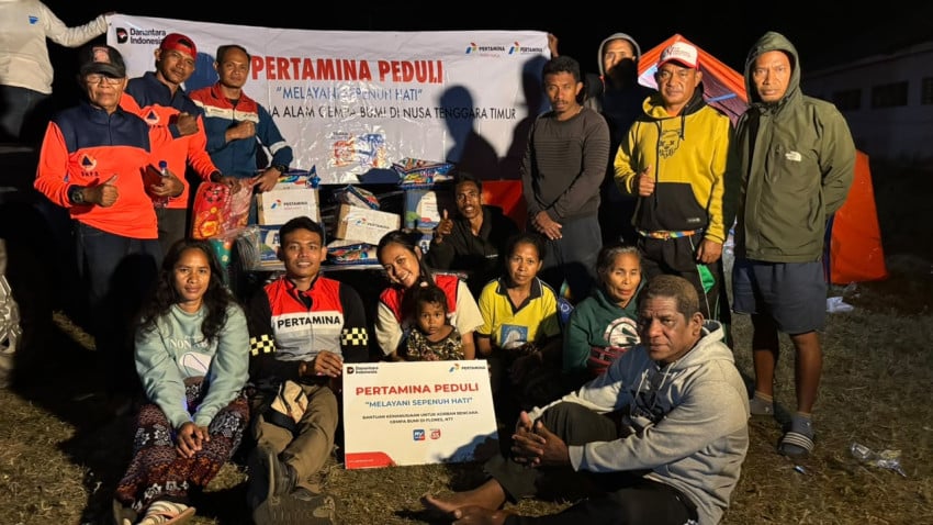 Pertamina Kirim Bantuan ke 534 Penyintas Gempa di Pulau Palue, NTT