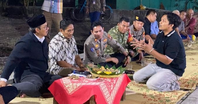 Wali Kota Yogyakarta Hasto Wardoyo Tinjau Pos Kamling di Umbulharjo, Bahas Sampah hingga UMKM
