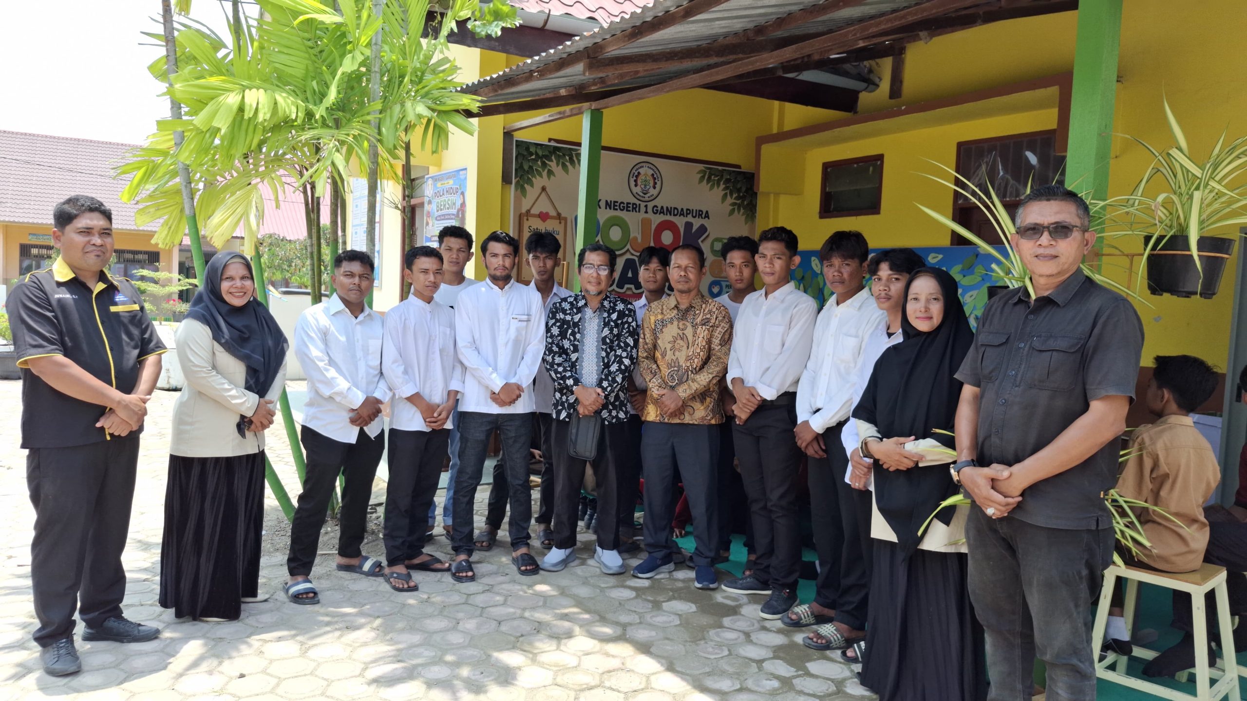 11 Lulusan SMKN 1 Gandapura Bireuen Lolos Seleksi SMK Go Global 2026, Siap Ikut Pelatihan di BLKI Aceh Utara