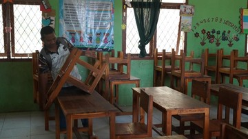 Pertamina Hibahkan 39 Meja dan 70 Kursi ke SDN Batu Cermin, Gantikan Fasilitas Lapuk
